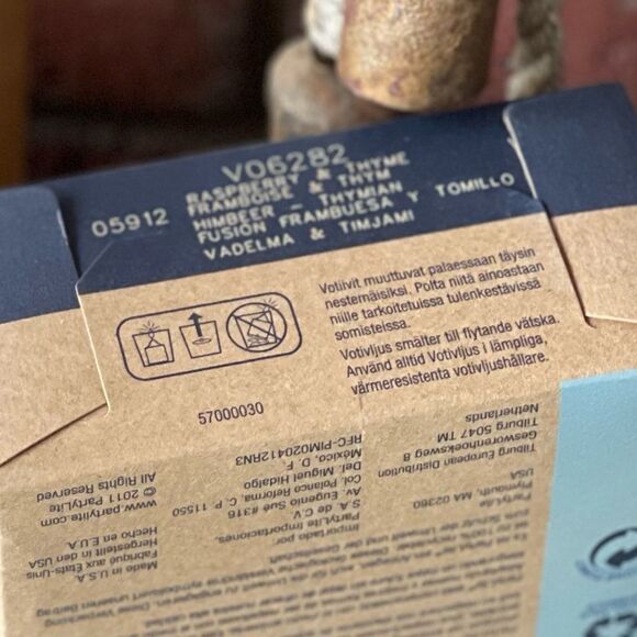 PARTY Lite Raspberry & Thyme Scented 6 Votives Rare Retiired NIB - Picture 2 of 6